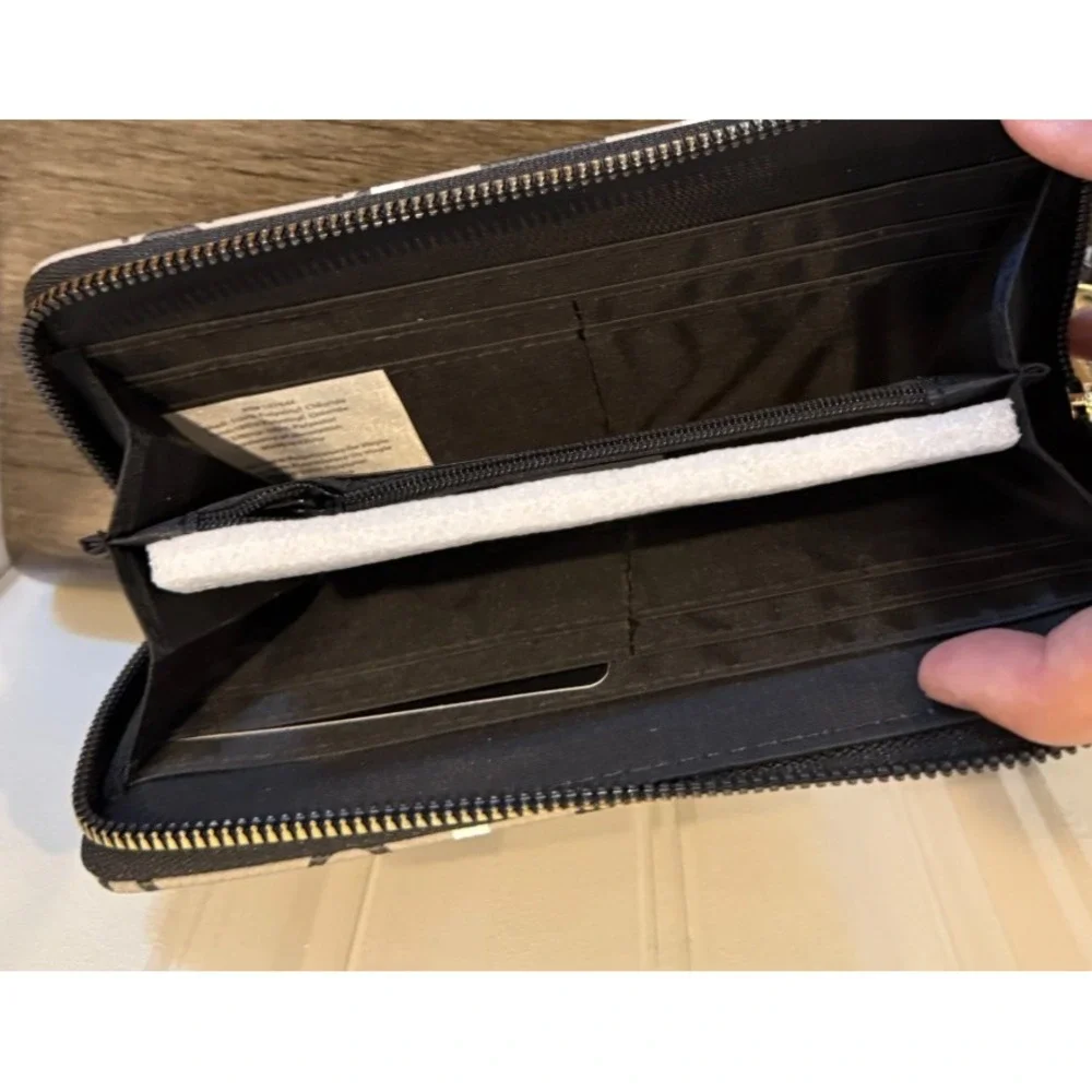 NWT Vera New York Signature Zip Around Wallet Gray Black Monogram Stripe Gold Lo